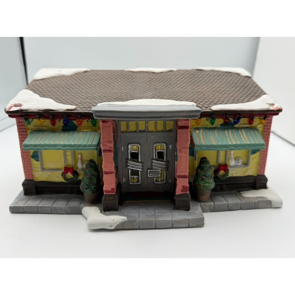 Santa's Workbench Collection Retroville Series Retroville Lanes Bowling UNTESTE
